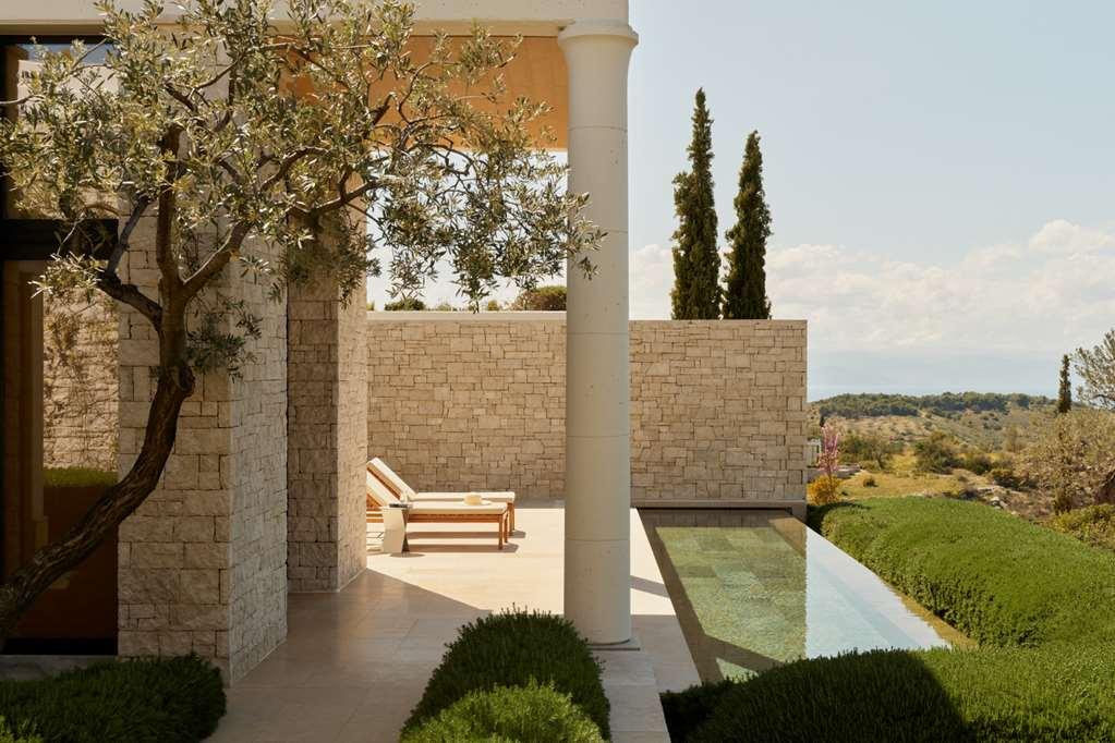 Amanzoe Hotel Kranidi Værelse billede